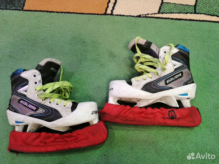 Хоккейные шорты, нагрудник, блин, ловушка, коньки