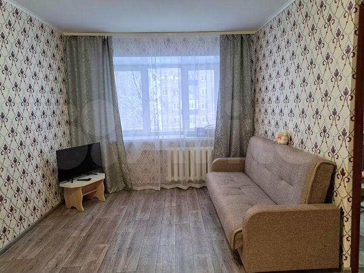 2-к. квартира, 46 м², 2/5 эт.
