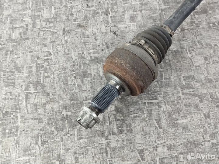 Привод в сборе задний правый Volkswagen Touareg GP