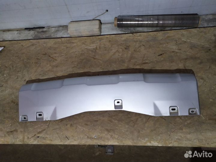 Накладка заднего бампера subaru outback 14-17