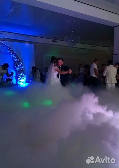 Тяжёлый дым, конфетти, пиротехника