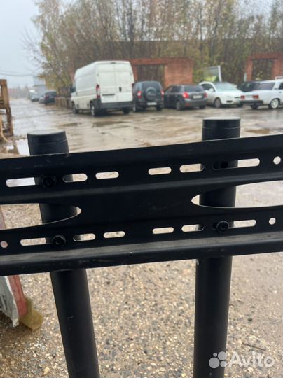 Стойка для телевизора