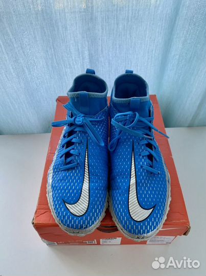 Бутсы Nike phantom gt