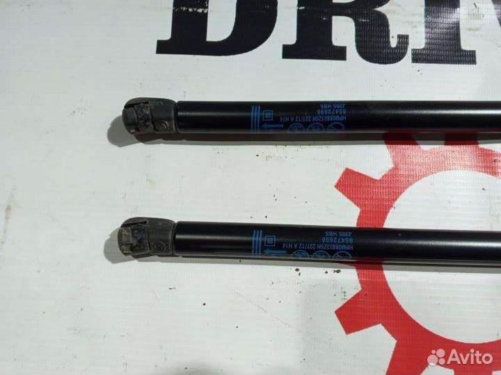 Амортизатор крышки багажника задний Chevrolet