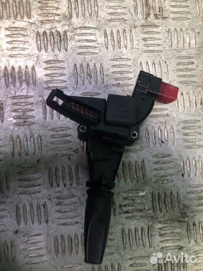 Подрулевой переключатель передний левый Ford
