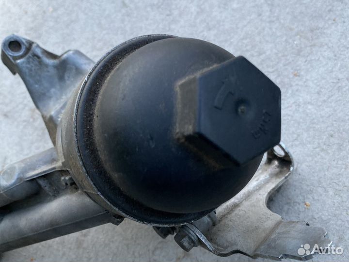 Корпус масляного фильтра Audi 4.2 FSI BAR BVJ