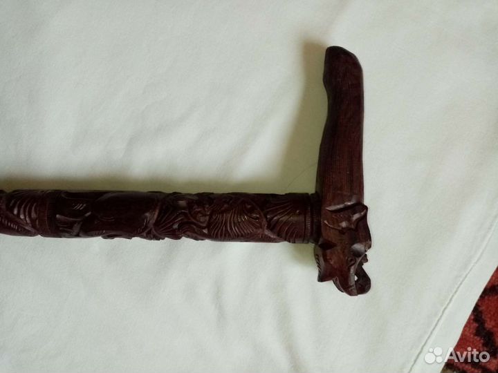 Трость резная для хоть бы из красного дерева