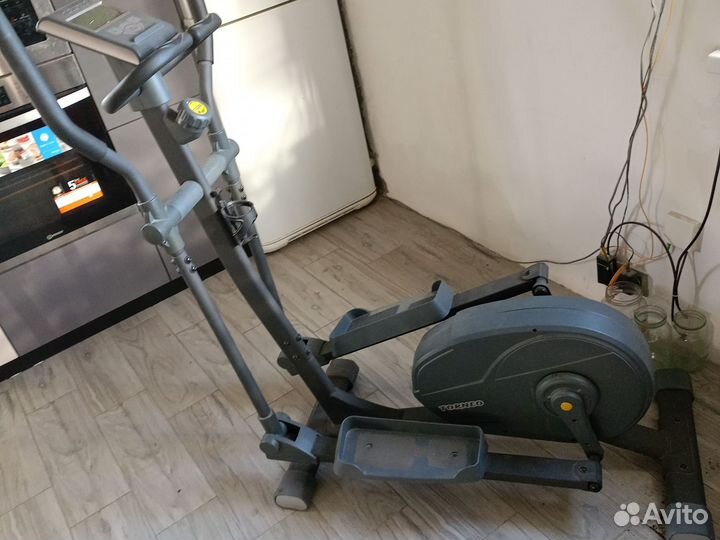 Эллиптический тренажер