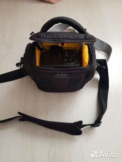 Зеркальный фотоаппарат Canon eos 1100d