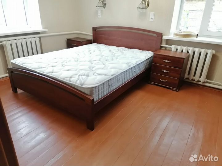 Кровать Тиона из сосны