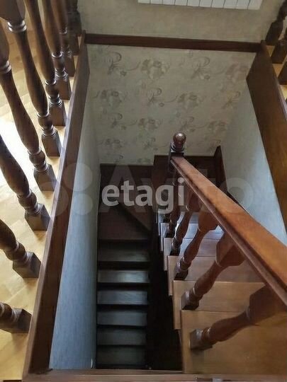 Дом 420 м² на участке 4,5 сот.