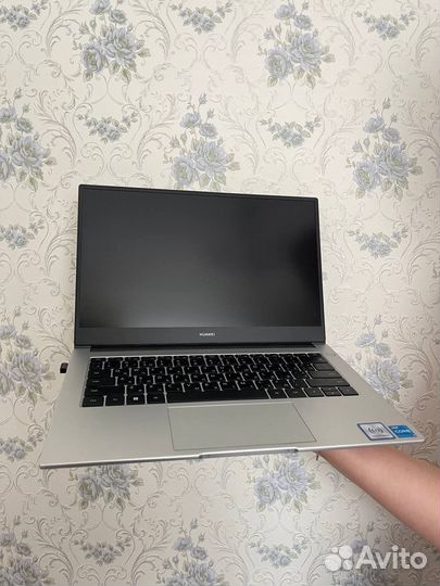 Ноутбук Huawei matebook d14