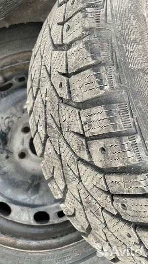 Комплект колес VW Polo Skoda Rapid 185/60R15 зима