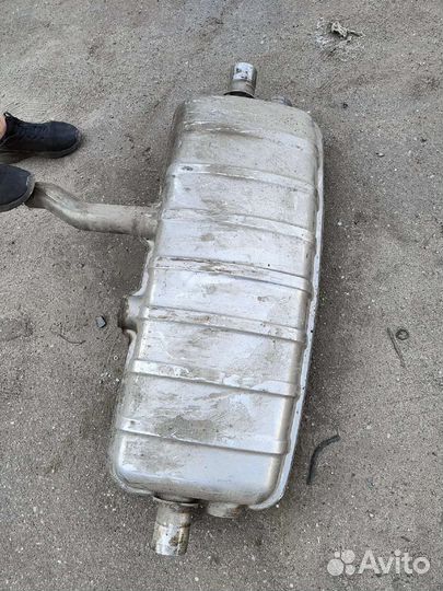 Глушитель задний на volkswagen touareg