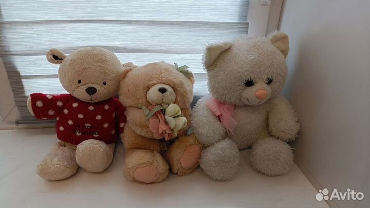 Медведи плюшевые