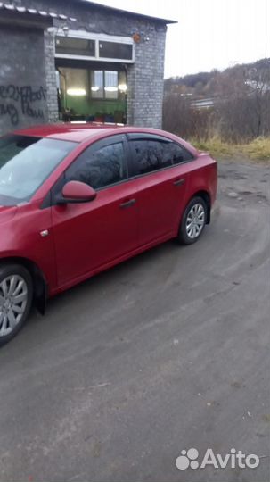 Chevrolet Cruze 1.6 МТ, 2010, 193 000 км