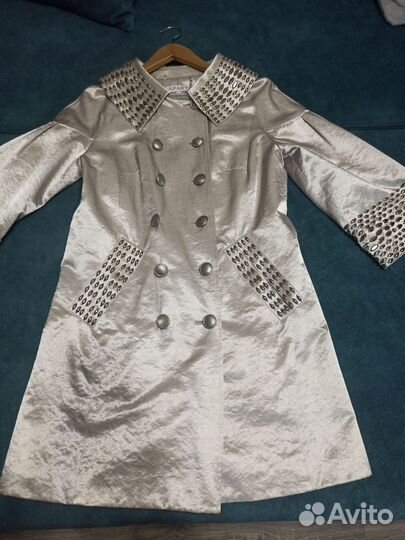 Плащ женский