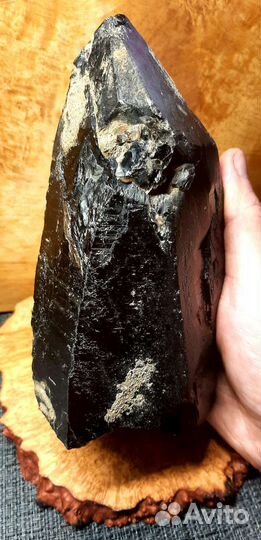 Кристаллы мориона