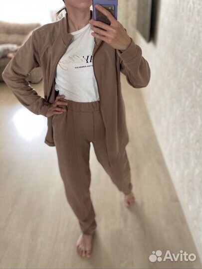 Спортивный костюм