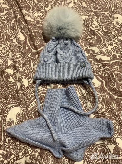 Шапка и манишка