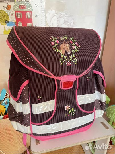 Рюкзак школьный ортопедический для девочки