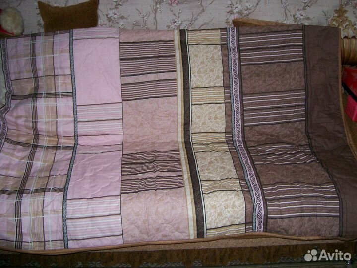 Новое стеганное одеяло 240х215 см большое