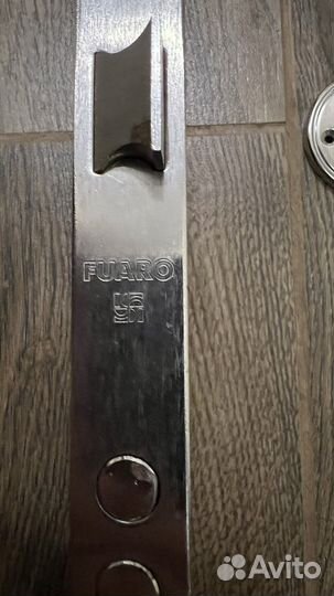 Петли для дверей замки