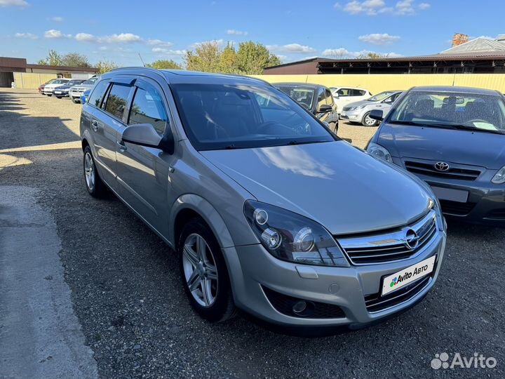 Opel Astra 1.8 МТ, 2010, 155 000 км