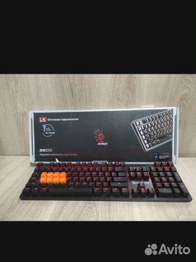 Механическая клавиатура Bloody B800 Black