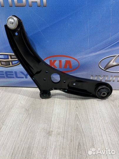 Рычаг подвески Kia RIO 3 Лев