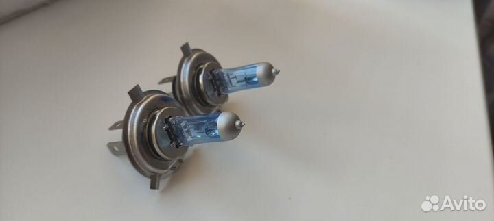 Галогеновая лампа Osram H4 64193CBN cool blue