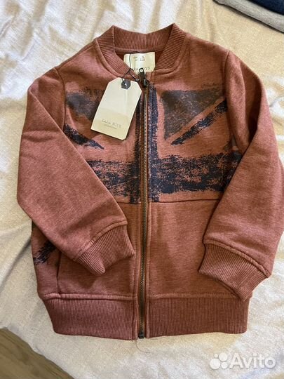 Кофта на молнии zara 110 см