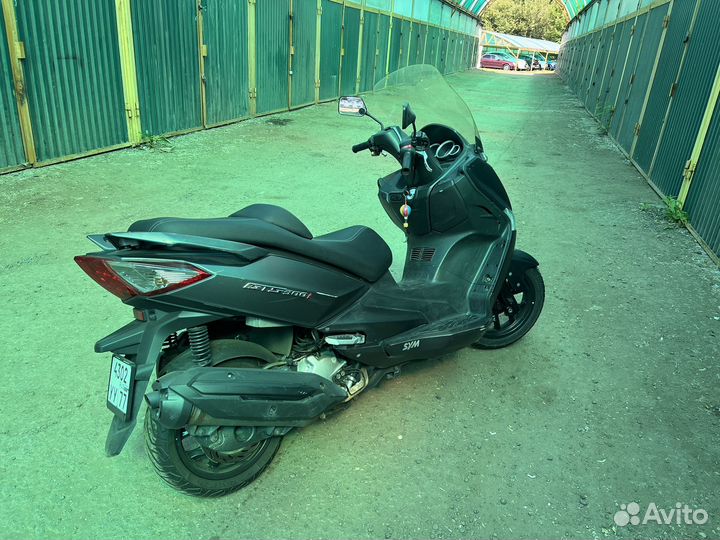 Максискутер sym joymax 300i