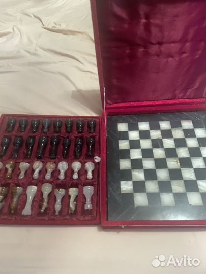 Шахматы из оникса