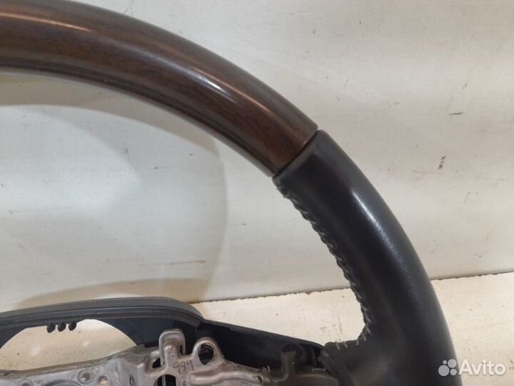 Руль Toyota Land Cruiser 200 2016-2022