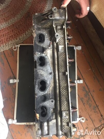 Мотор в разборе