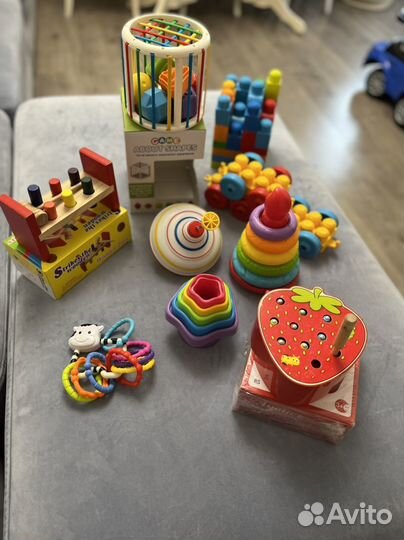 Развивающие игрушки на 1-1,5 года