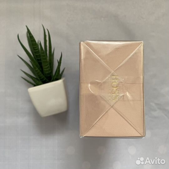 Новая парфюмерная вода hugo boss женская 100 мл