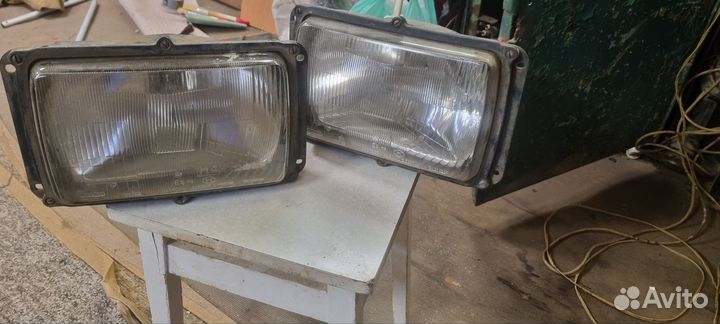 Фары волга 3102