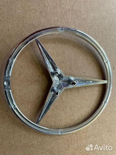 Эмблема багажника оригинал Mercedes ML164/GL164