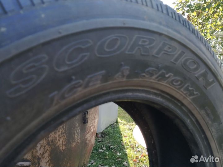 Pirelli Scorpion Ice&Snow 215/70 R16