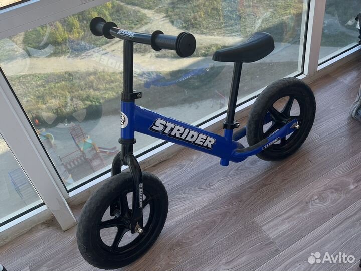 Беговел strider classic 12