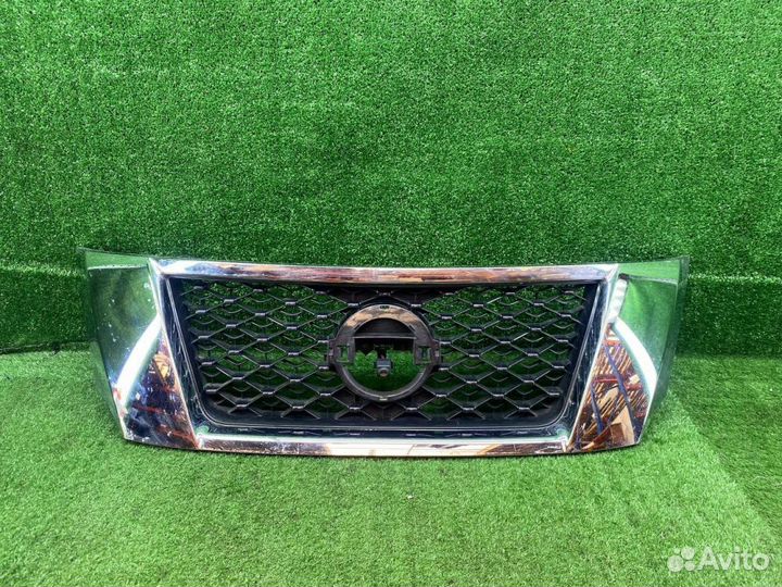 Решетка радиатора Nissan Pathfinder 15-19г 5427