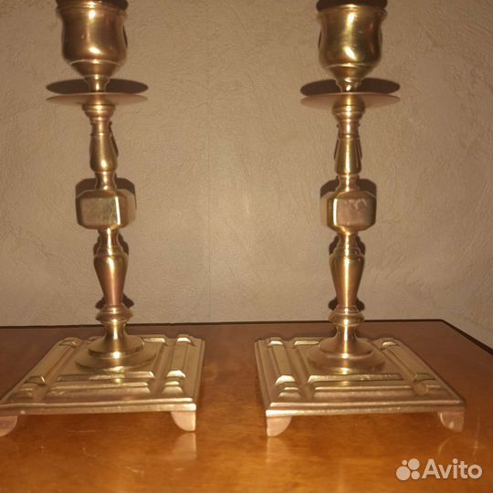 Антикварные парные бронзовые подсвечники