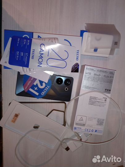 TECNO Camon 20 Pro, 8/256 ГБ
