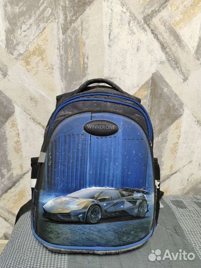 Школьный рюкзак