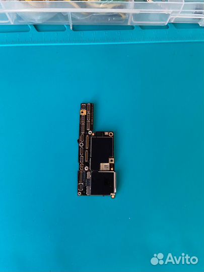 Дисплей iPhone x,камера iPhone x,плата iPhone x
