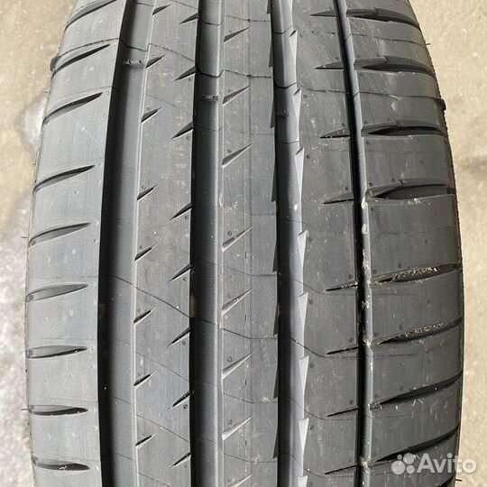 Michelin Pilot Sport 4 S 255/35 R21 98Y