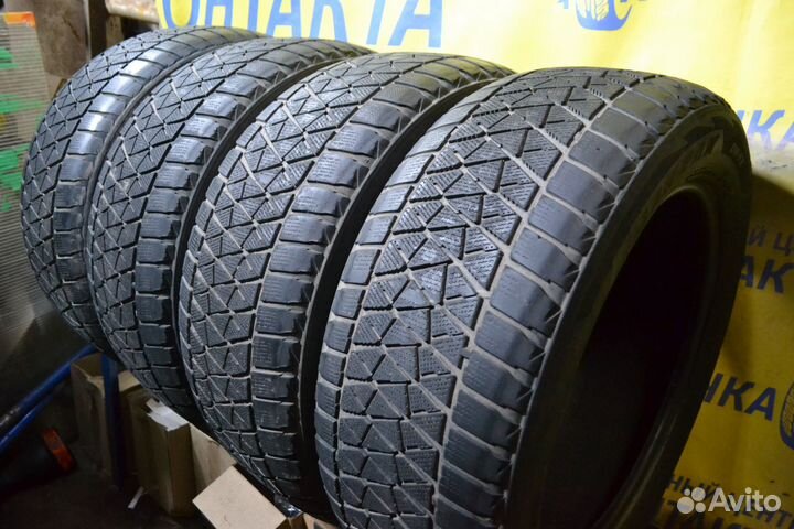 Bridgestone Blizzak DM-V2 255/55 R19