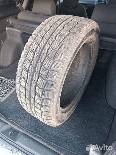 Dunlop Graspic DS1 255/55 R17